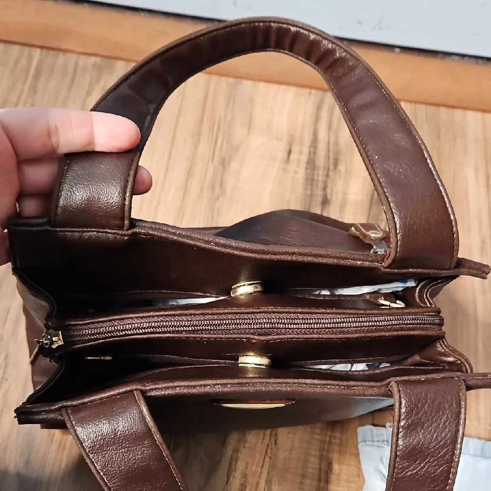 Mondani New York Women’s Brown Tote Bag